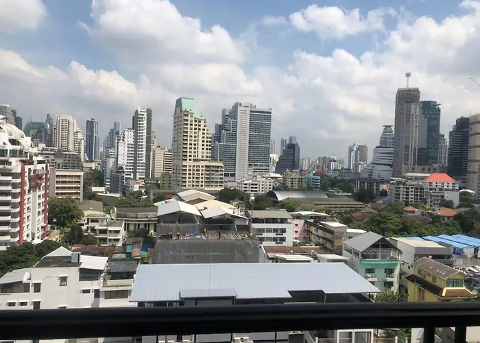 Aguston Sukhumvit 22 Hotel